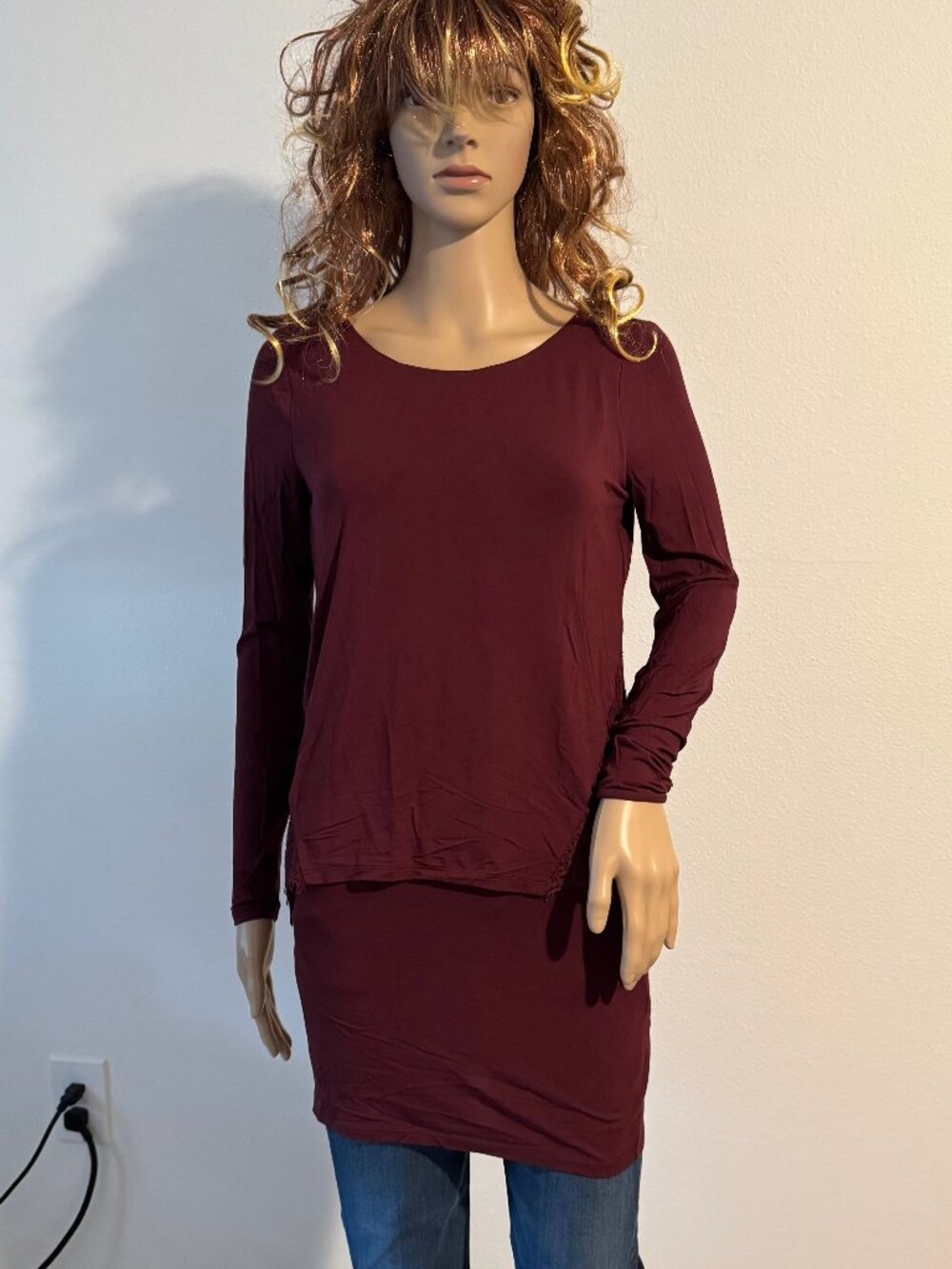 White House Black Market Burgundy Double Layer Lace Top Tunic Size XS NWT $88
